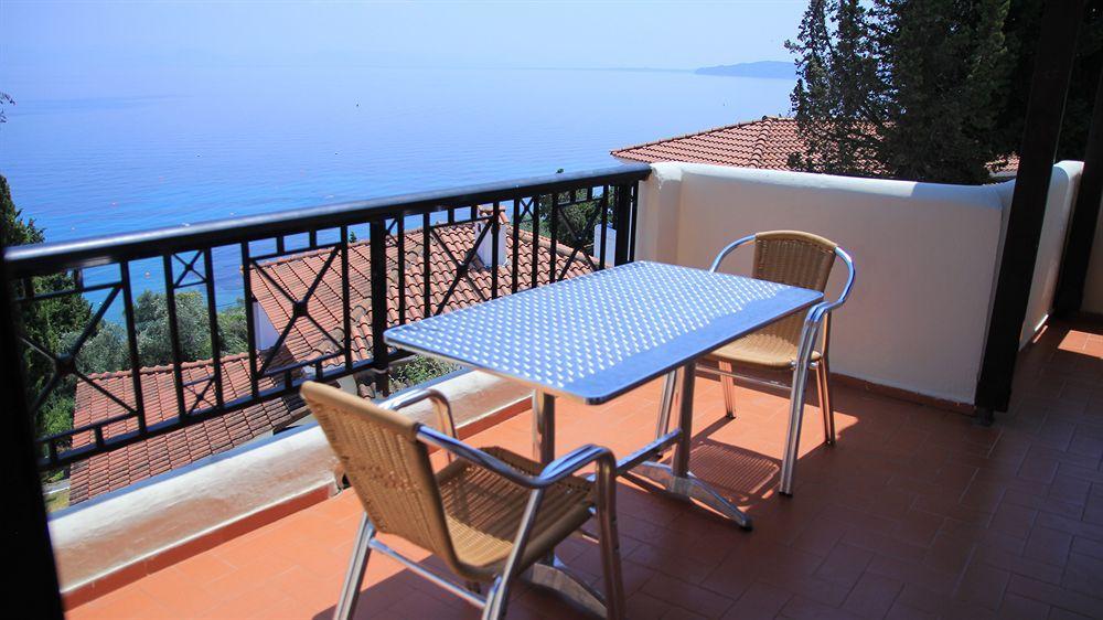 Corfu Village (Adults Only) آغيوس يوانيس بيريستريون المظهر الخارجي الصورة