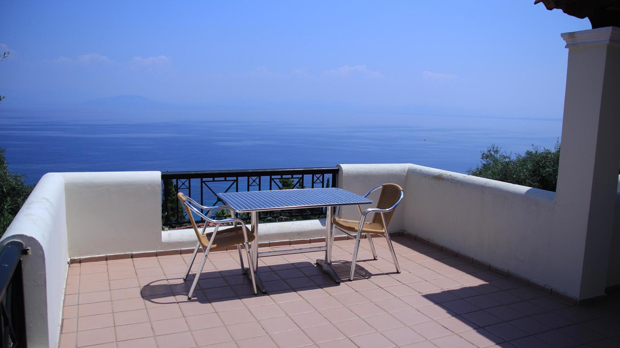 Corfu Village (Adults Only) آغيوس يوانيس بيريستريون المظهر الخارجي الصورة